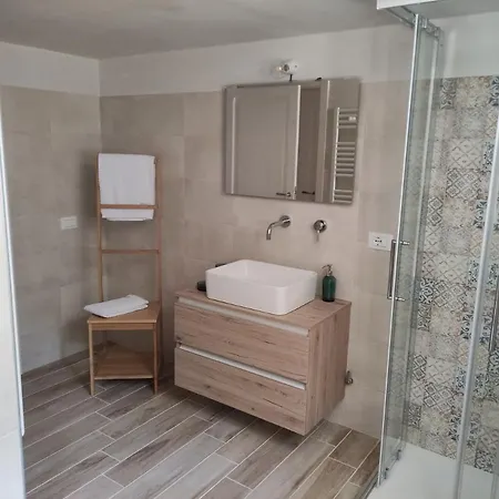 Bed & Breakfast Dimora Del Cuore - Il Melograno 3*